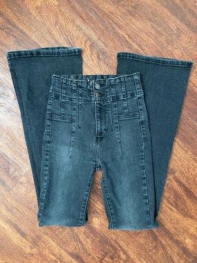 Free People Black Jayde Flare Jeans!